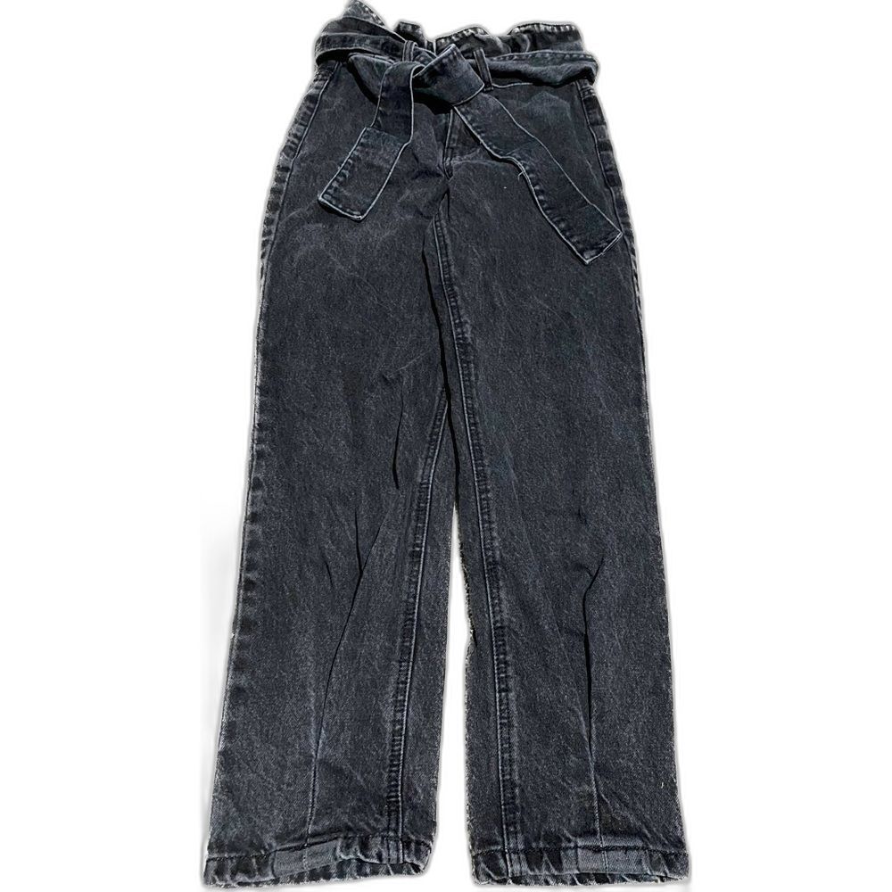 Forever 21 High-Waisted Tie Pleated loose leg Jeans size US XS 24 waist Grey